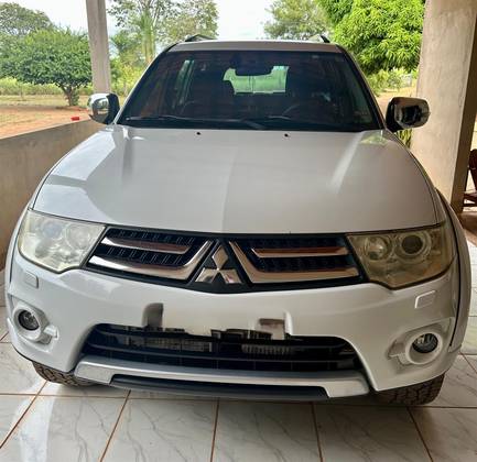 MITSUBISHI PAJERO DAKAR 3.2 HPE S 4X4 7 LUGARES 16V TURBO INTERCOOLER DIESEL 4P AUTOMÁTICO MITSUBISHI PAJERO DAKAR 3.2 HPE S 4X4 7 LUGARES 16V TURBO INTERCOOLER DIESEL 4P AUTOMÁTICO